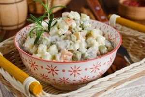 Rus Salatası Rus Salatası