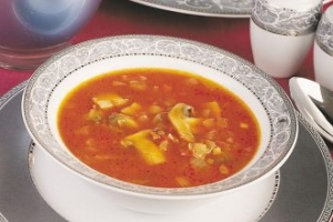 Salçalı Mantar Çorbası Salçalı Mantar Çorbası