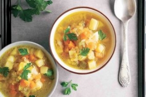 Sarı Mercimekli Sebze Çorbası Sarı Mercimekli Sebze Çorbası