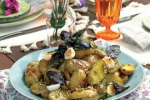 Taze Patates Salatası Taze Patates Salatası