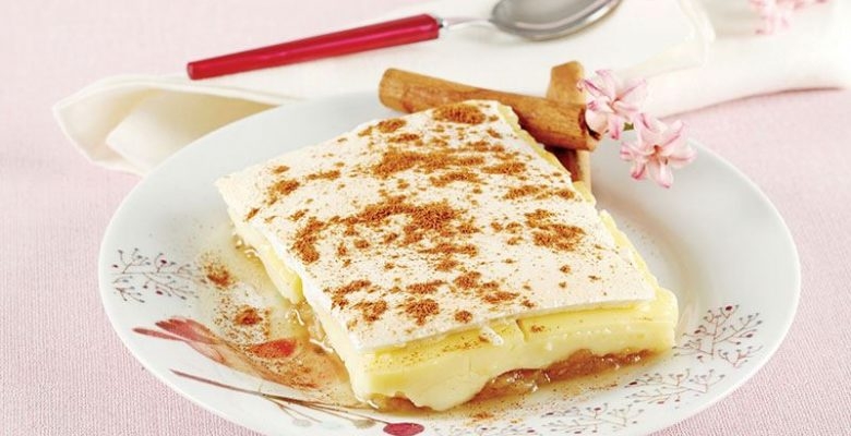 Elmalı Bisküvili Pasta Elmalı Bisküvili Pasta