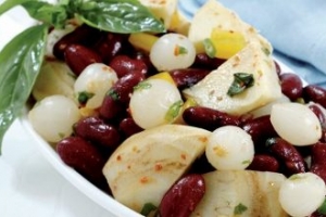 Enginarlı Kırmızı Fasulye Salatası Enginarlı Kırmızı Fasulye Salatası