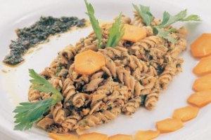Kepekli Makarna Salatası Kepekli Makarna Salatası