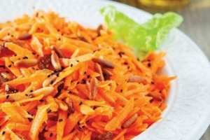 Zencefilli Havuç Salatası Zencefilli Havuç Salatası