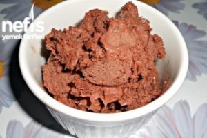 Çikolatalı Kolay Dondurma Çikolatalı Kolay Dondurma