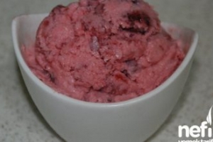 Çilekli Prebiyotik Dondurma Çilekli Prebiyotik Dondurma