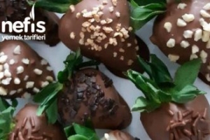 Çikolata Kaplı Ziynetli Çileğim Çikolata Kaplı Ziynetli Çileğim