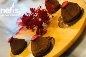 Çikolatalı Çilekli Mousse Çikolatalı Çilekli Mousse