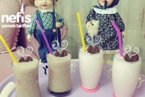 Çilekli Kakaolu Milkshake Çilekli Kakaolu Milkshake