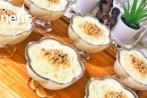 Sütlaç (Az Ölçü Minik Kaselerde) Sütlaç (Az Ölçü Minik Kaselerde)