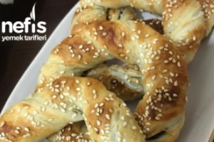 Çikolatalı Milföy Simit Çikolatalı Milföy Simit