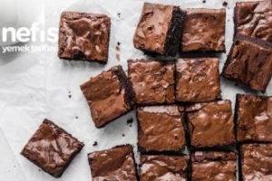 Tam Kıvamında Orijinal Brownie (Videolu) Tam Kıvamında Orijinal Brownie (Videolu)
