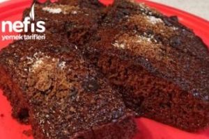 Pastane Usulü Soslu Islak Kek Pastane Usulü Soslu Islak Kek