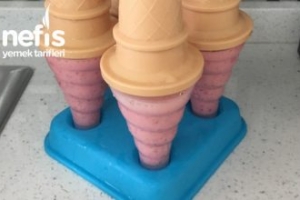 Çilekli Kolay Dondurma Çilekli Kolay Dondurma