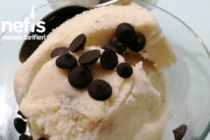 Çocuklar İçin Muzlu Dondurma Çocuklar İçin Muzlu Dondurma