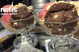 Fit Dondurma Çikolata Çilek Ve Hindistan Cevizi Fit Dondurma Çikolata Çilek Ve Hindistan Cevizi