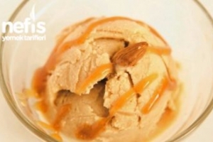 Karamelli Dondurma Dulce De Leche ’den Karamelli Dondurma Dulce De Leche ’den