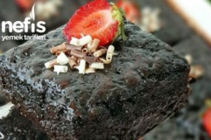 Sufle Tadında Bol Soslu Islak Kek Sufle Tadında Bol Soslu Islak Kek