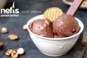 Ev Üretimi Bol Çikolatalı Nefis Dondurma Videolu Ev Üretimi Bol Çikolatalı Nefis Dondurma Videolu