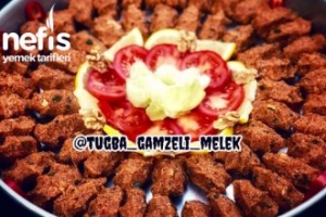 Cevizli Patatesli Çiğ Köfte (Bayılacaksınız) Cevizli Patatesli Çiğ Köfte (Bayılacaksınız)