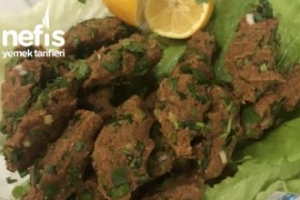 Evde Çiğ Köfte Evde Çiğ Köfte