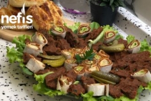 Etsiz Kıvamında Çiğ Köfte Etsiz Kıvamında Çiğ Köfte