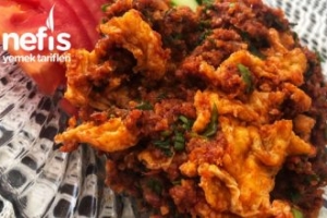 Yumurtalı Köfte Yumurtalı Köfte
