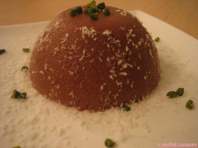 Çikolatalı İrmik Tatlısı Nasıl Yapılır Çikolatalı İrmik Tatlısı Nasıl Yapılır