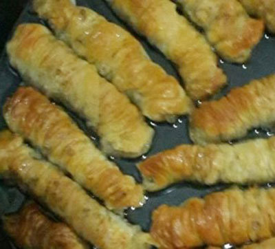 Gerdanı Kırık Tatlısı