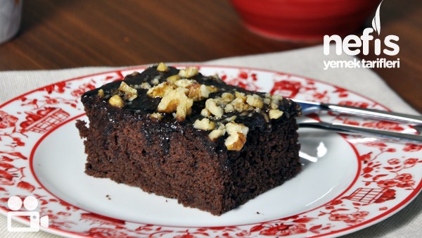 Browni Tadında Islak Kek Tarifi (videolu)