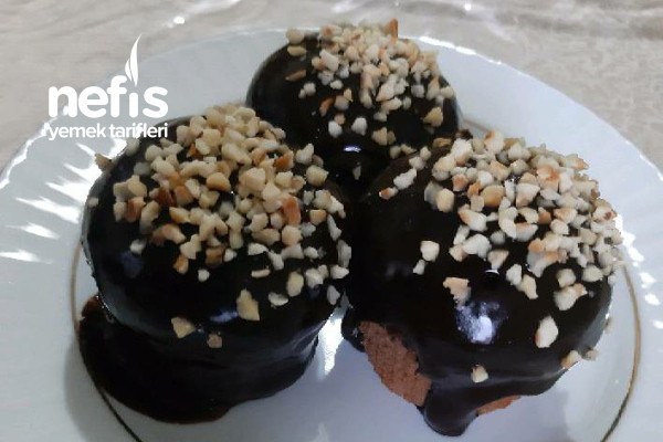 Çikolata Soslu Muffin