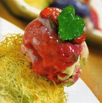 Dondurmalı Çilekli Kadayıf Topları Tarifi