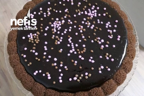 Çikolata Soslu Tart Kek
