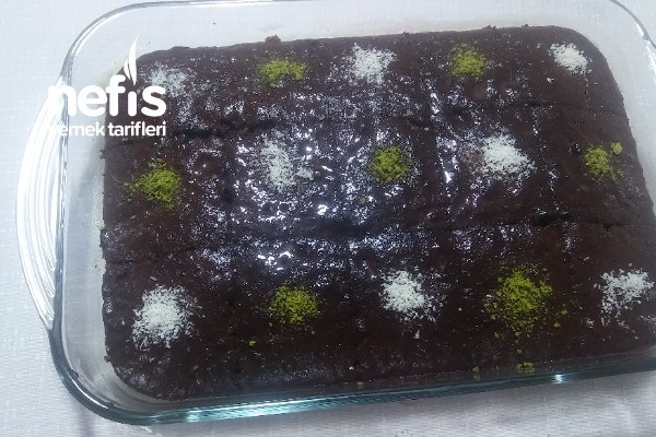 Damak Çatlatan Lezzetiyle Islak Kek