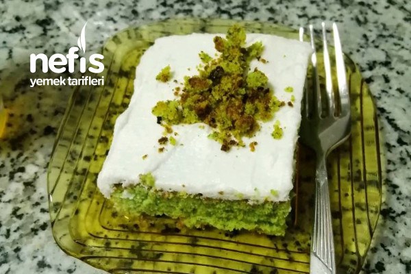 Ispanaklı Krem Şantili Kek