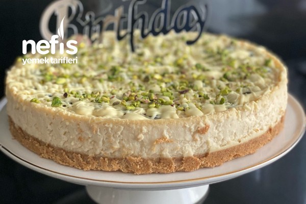 Yaban Mersinli Beyaz Çikolatalı Cheesecake
