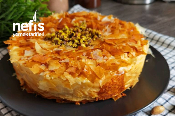 Baklava Cheesecake (İki Güzelliğin Birleştiği Müthiş Lezzet)