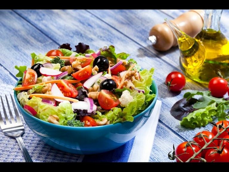 Balıkçı Salatası