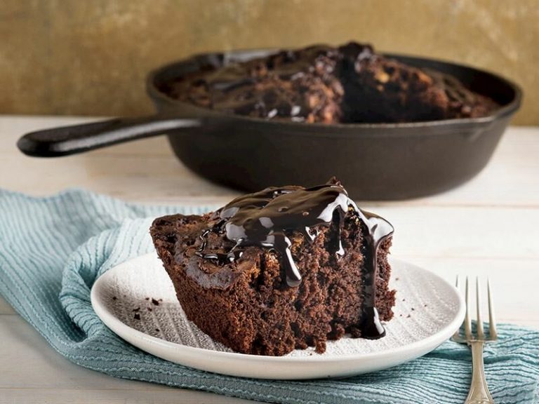 Beyaz Çikolatalı Kurabiye Kek