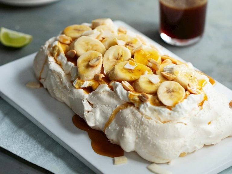 Hindistan Cevizli Karamelli Pavlova