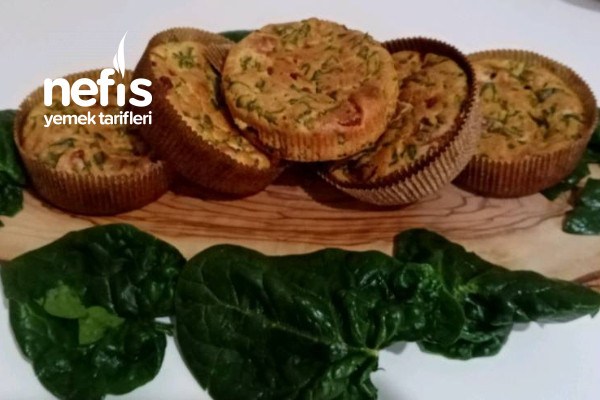 Ispanaklı Sucuklu Kaşarlı Muffin