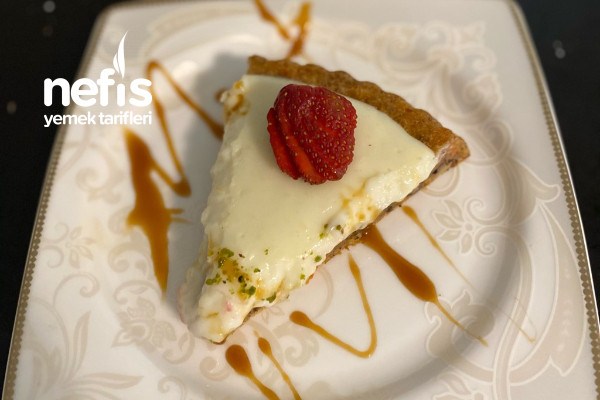 Kremalı Havuçlu Tarçınlı Kek Tart Kalıbında