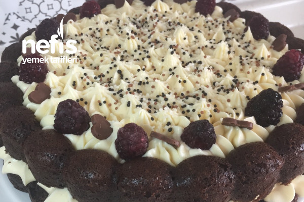 Kremalı Tart Kek