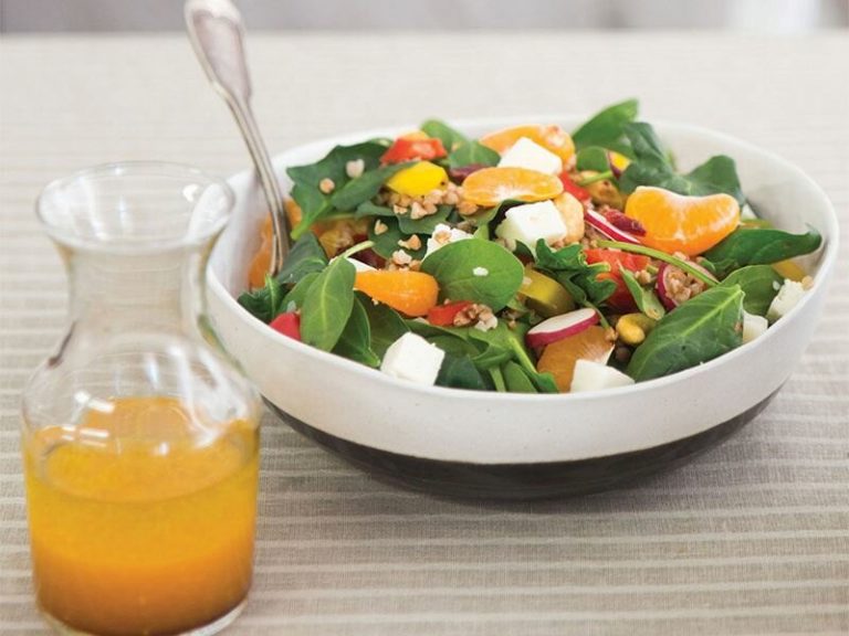 Mandalinalı Ve Karabuğdaylı Kuzu Ispanak Salatası