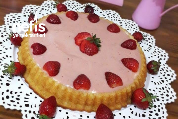 Meyve Soslu Tart Kek