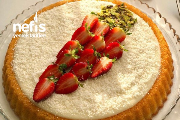 Tart Kalıbında Muhallebili Revani