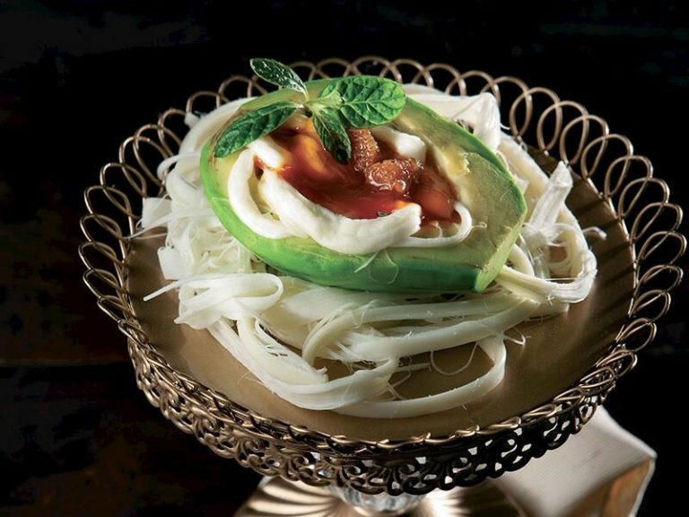 Tel Peynirli Avokado