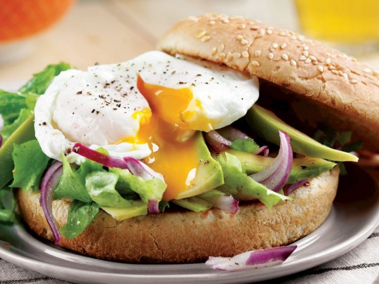 Yumurtalı Avokado Burger
