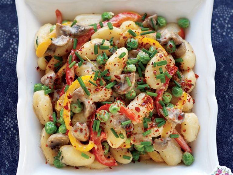 Mantar Ve Bezelye Soslu Gnocchi
