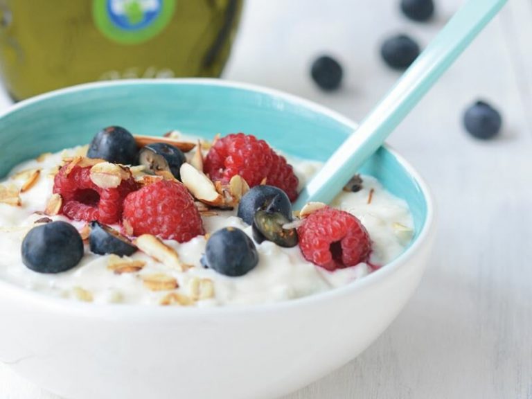 Orman Meyveli, Bademli Ve Yulaflı Sütlaç